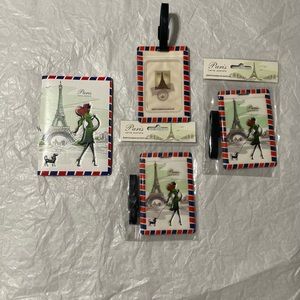 Eiffel tower travel set